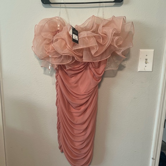 Beautiful mauve dress - perfect for birthday or Photoshoot (worn 1x for pics) - Picture 3 of 5